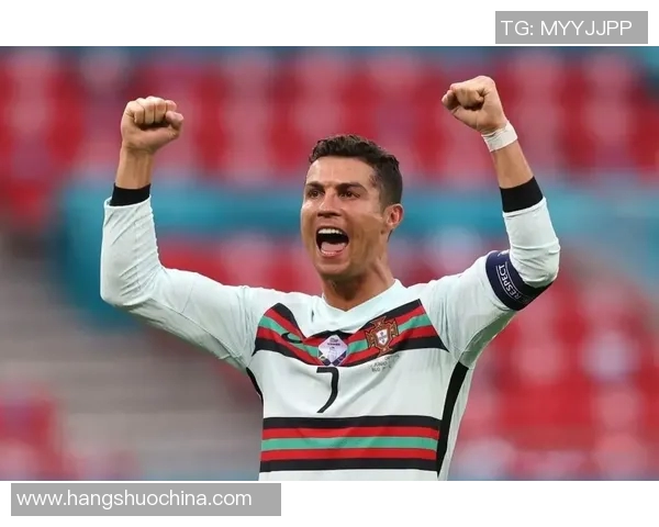 足球明星C罗的绝技揭秘与训练技巧分享